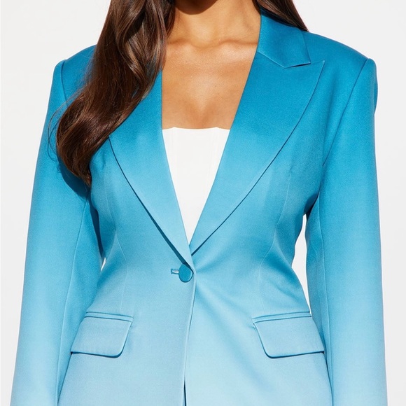 Elegant Blue Women's Suit Set - Picture 2 of 4